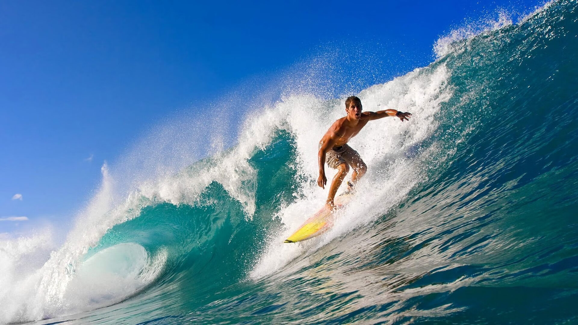 地方青训俱乐部设立公开选拔营发掘更多潜力球员，青训出名的俱乐部